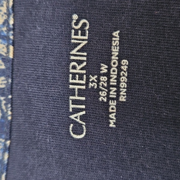 Catherines Patterned Top Women's Size 3X Detailed Neckline Blue Cream 3/4 Sleeve - Picture 3 of 12